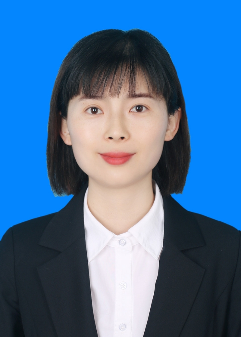 李英