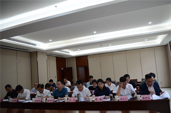 我院召开党委理论学习中心组（扩大）专题学习社会主义革命和建设时期历史